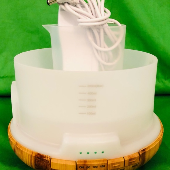 Essential oil diffuser ! - Picture 4 of 6